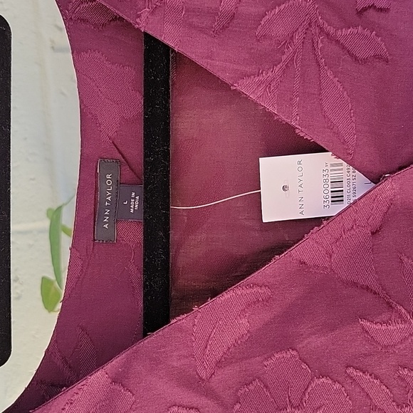 Plum Faux Wrap Ruffle Ann Taylor Blouse Womens Size Large - Picture 5 of 10